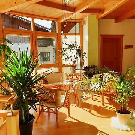 게스트하우스 Lehnerhof